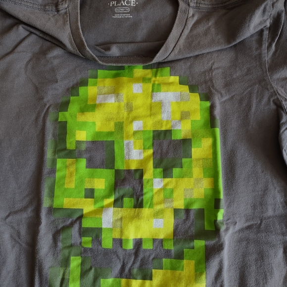 Children's Place Boy's Tee Shirt - Picture 2 of 4